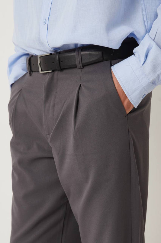 DIPLOMAT   |  Baggy Pleated Pant